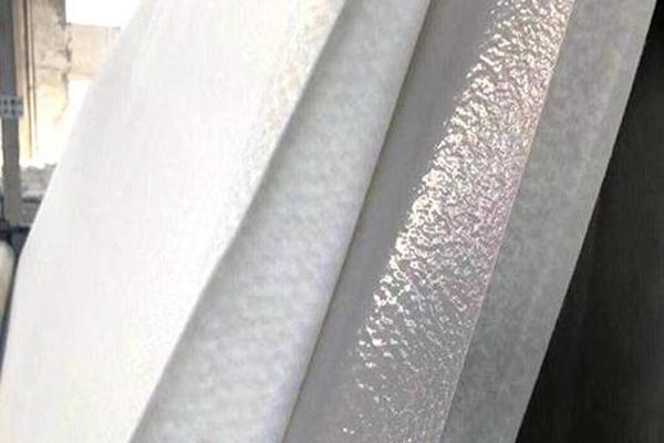 復合土工膜在地下室怎么施工  第1張