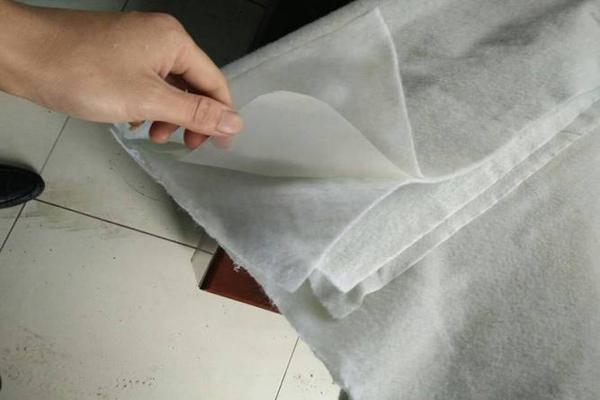 復(fù)合土工膜的優(yōu)點(diǎn)有哪些  第1張